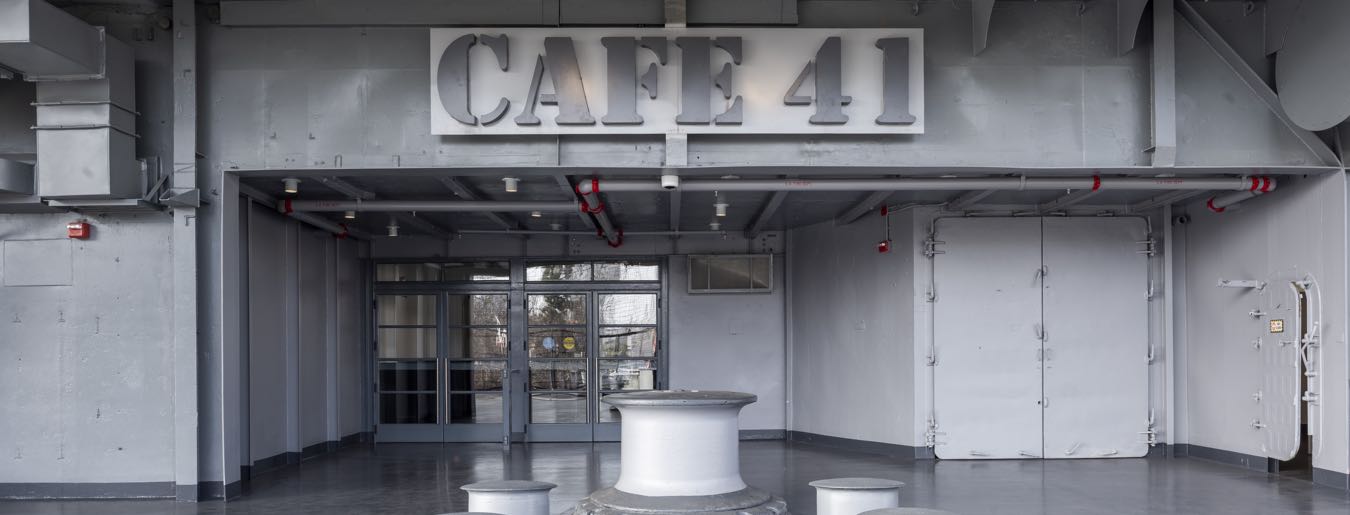 Café 41 – USS Midway Museum 2